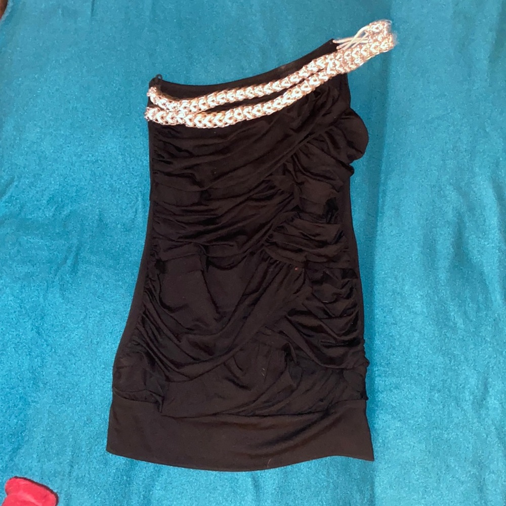 Ruffled black top